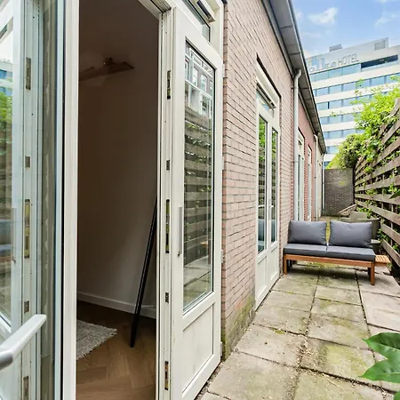 Stylish Next To The Amstel River - Unit C Apartamento Amesterdão