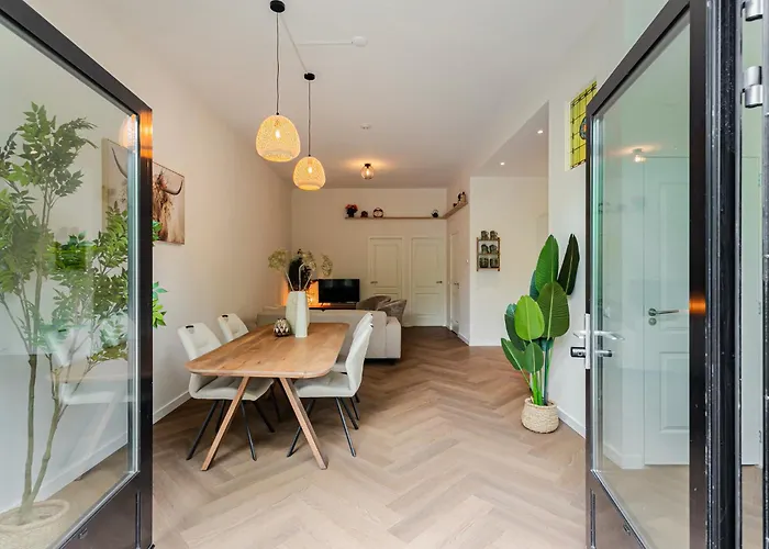 Διαμέρισμα Stylish Next To The Amstel River - Unit C