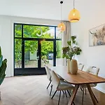 Stylish Next To The Amstel River - Unit C *