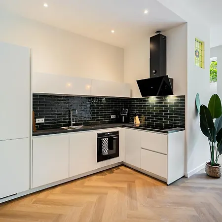 Stylish Next To The Amstel River - Unit C